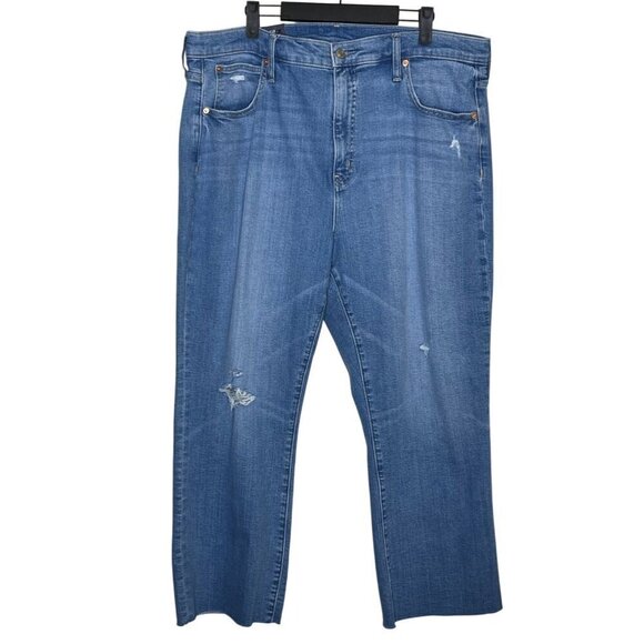 GAP High Rise Kick Fit Distressed Raw Hem Jeans Light Wash Size 35 NWT - Picture 3 of 11